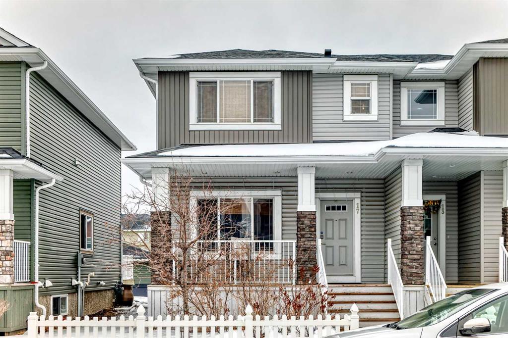 17 Redstone Common NE