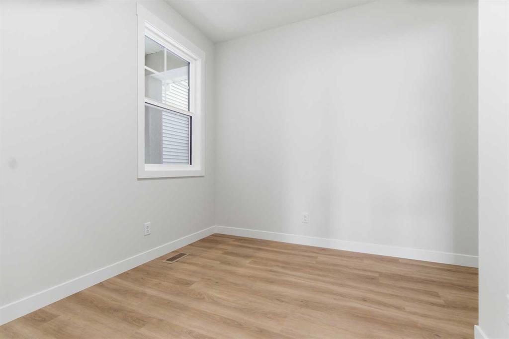 358 Corner Glen Way NE photo 5