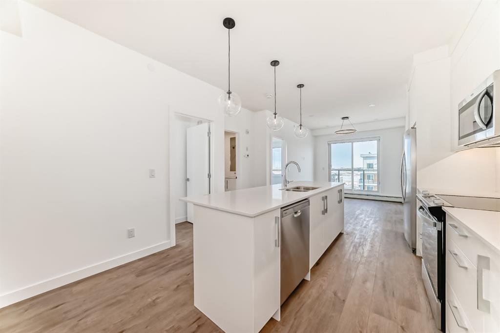 63 Corner Glen Crescent NE #2107 photo 2