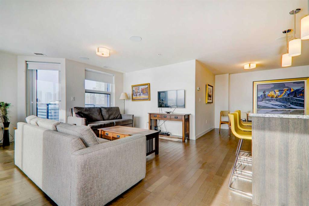 303 13 Avenue SW #1409 photo 3