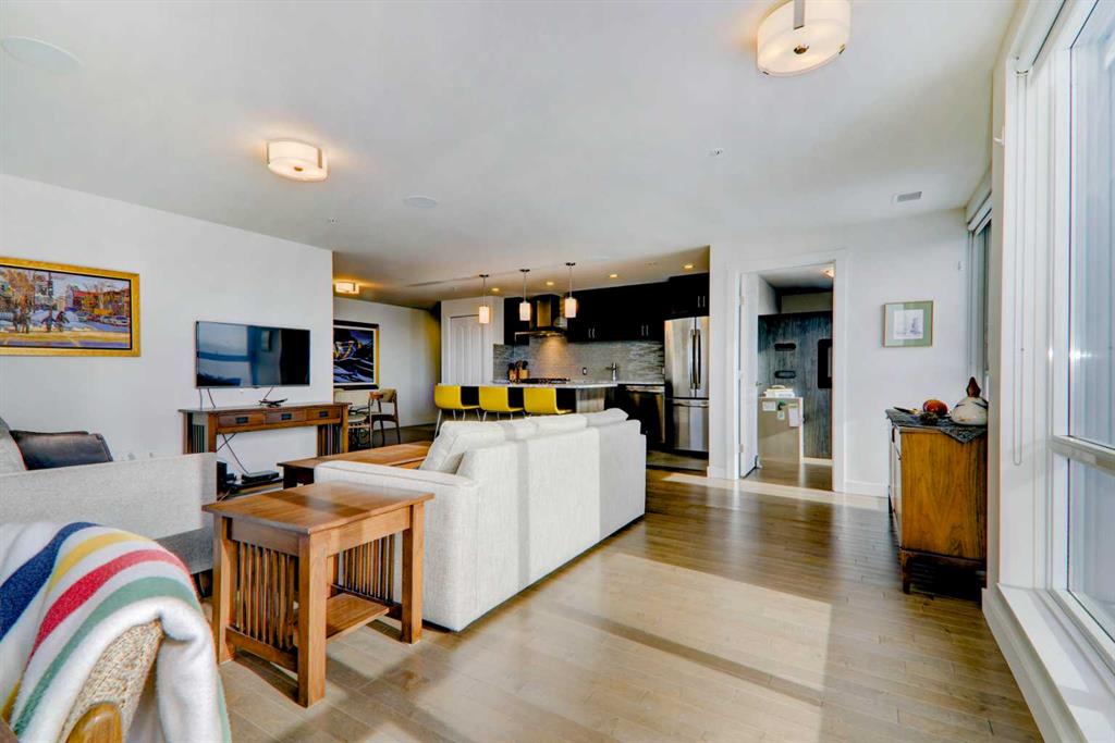 303 13 Avenue SW #1409 photo 4