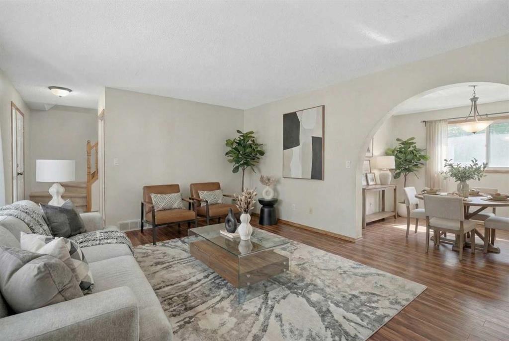 247 Templewood Road NE photo 3
