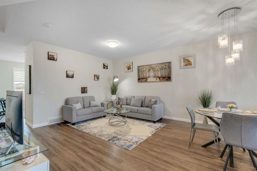 77 Red Sky Way NE photo 2