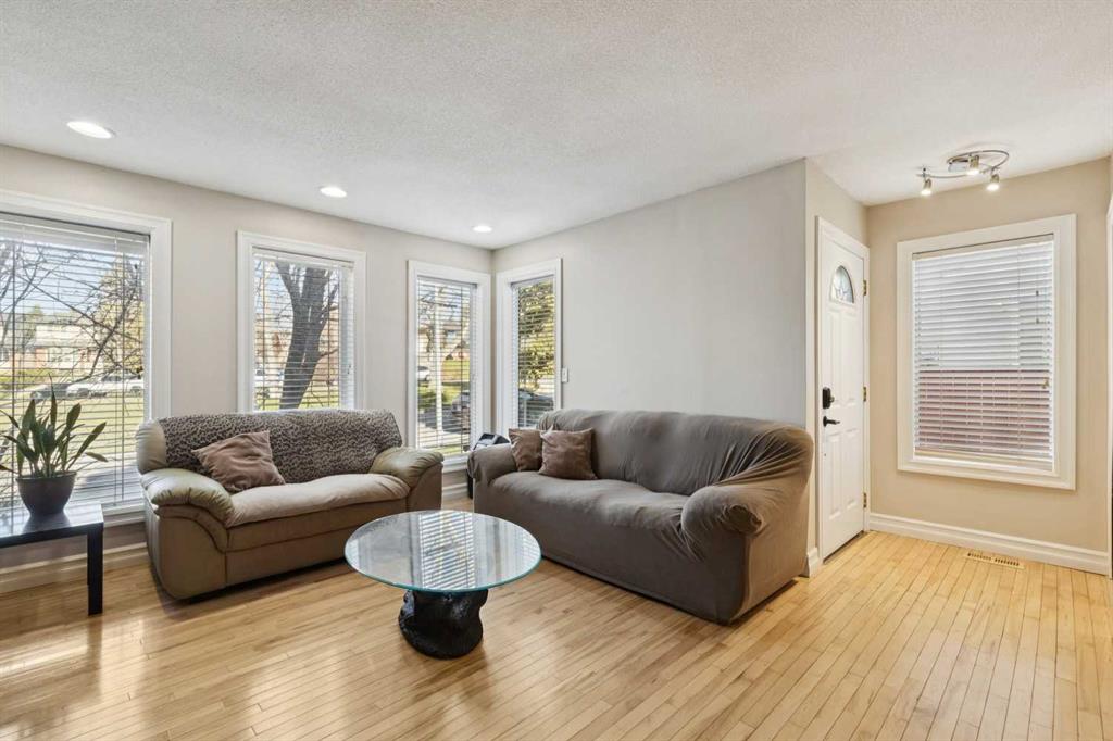 37 Ranch Glen Drive NW photo 3