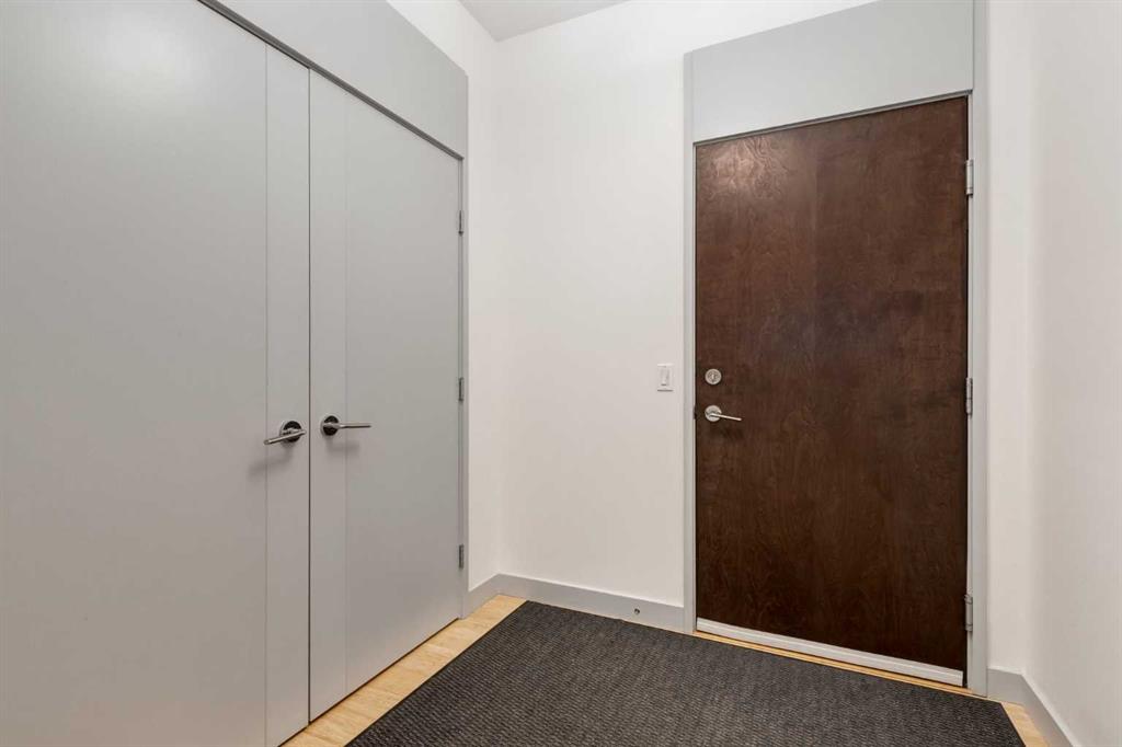 2905 16 Street SW #403 photo 4