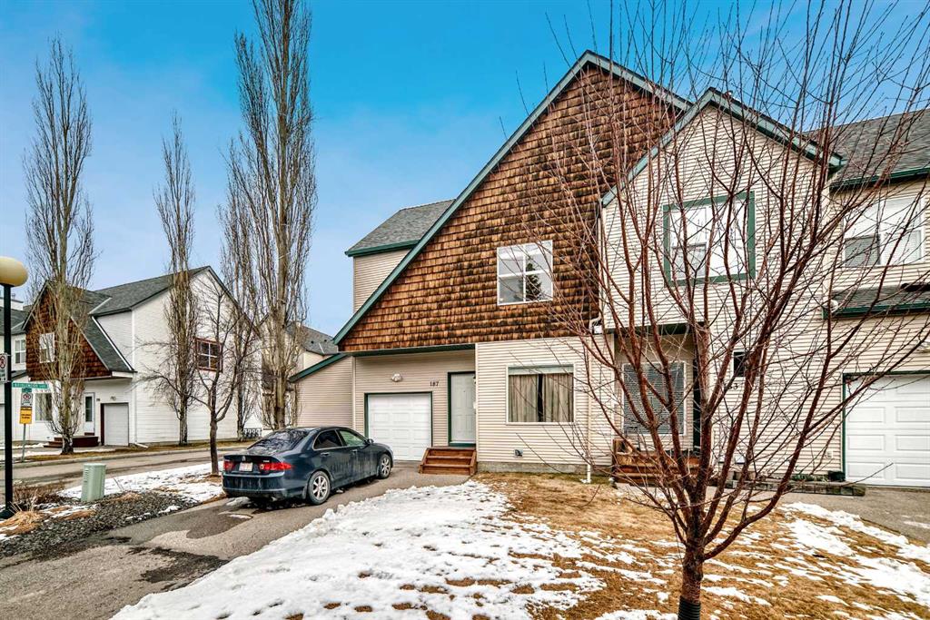 187 Bridlewood View SW photo 2
