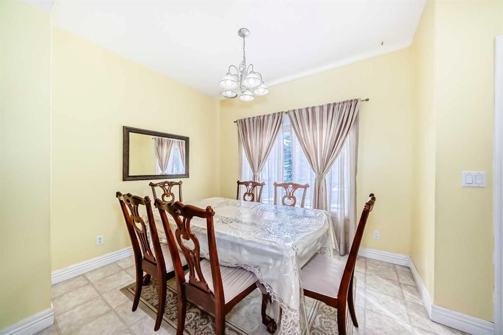 187 Bridlewood View SW photo 4