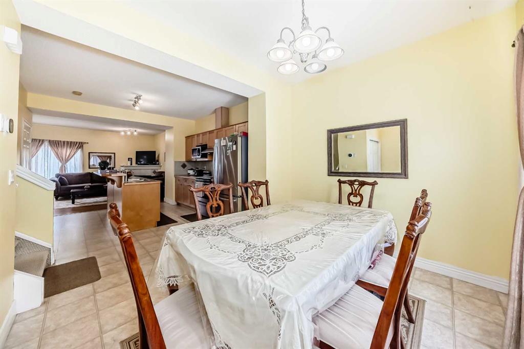 187 Bridlewood View SW photo 5