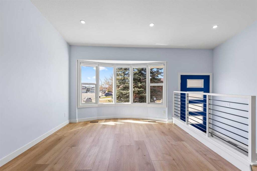 55 Whitehaven Crescent NE photo 5