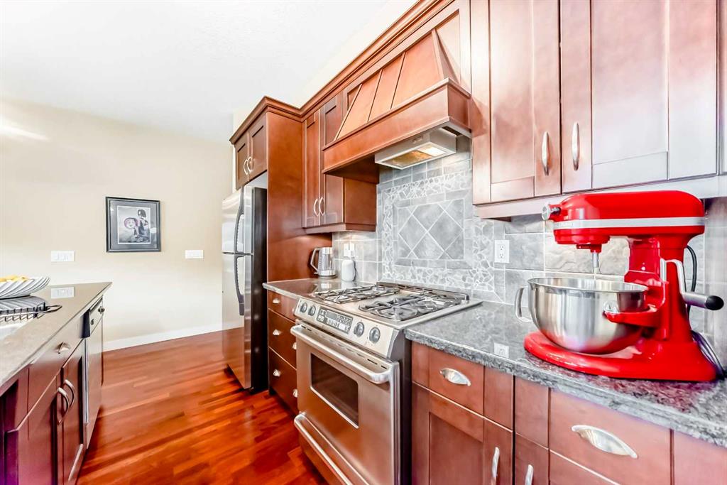 1828 14 Street SW #201 photo 5