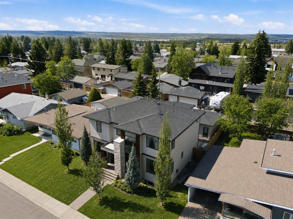5927 34 Street SW photo 5