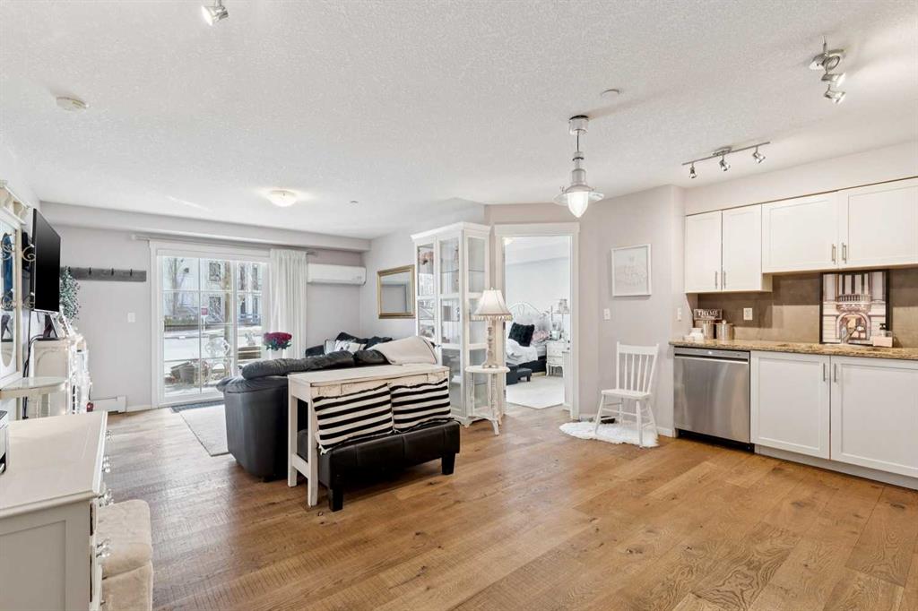 279 Copperpond Common SE #3110 photo 3