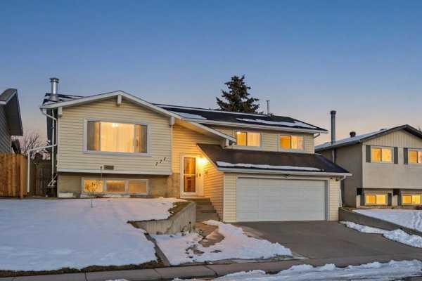171 Rundlefield Crescent NE
