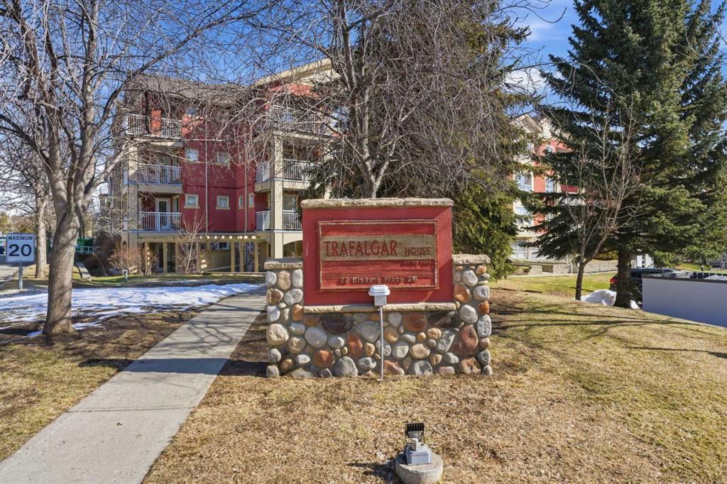 22 Richard Place SW #430 photo 3