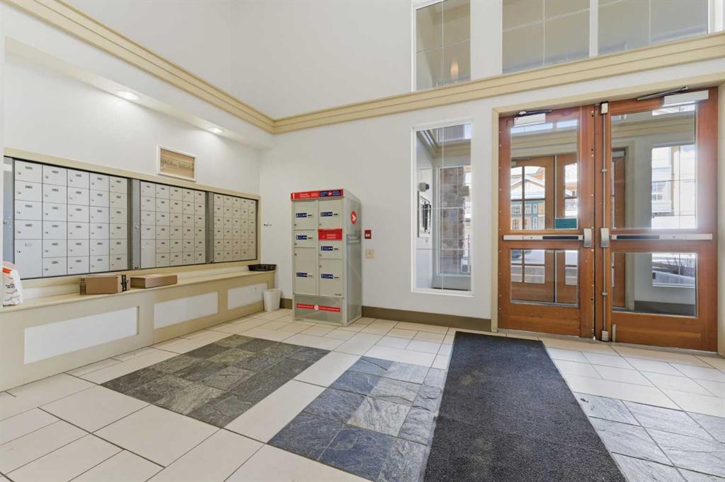 22 Richard Place SW #430 photo 4