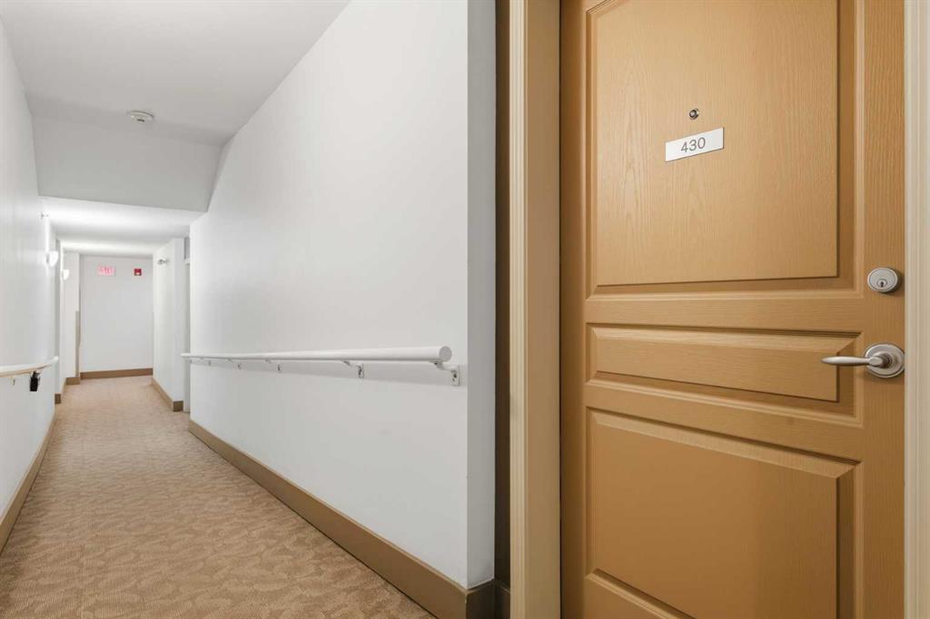 22 Richard Place SW #430 photo 5