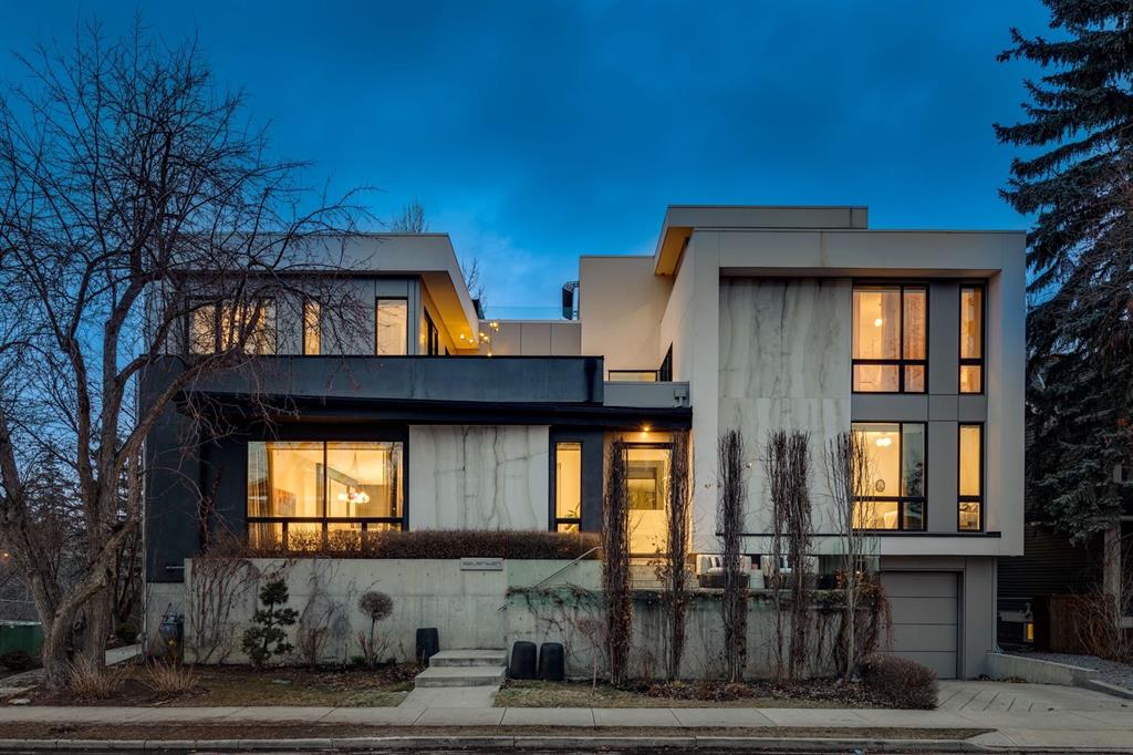 710 Rideau Road SW