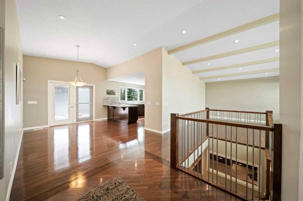 159 Malibou Road SW photo 4