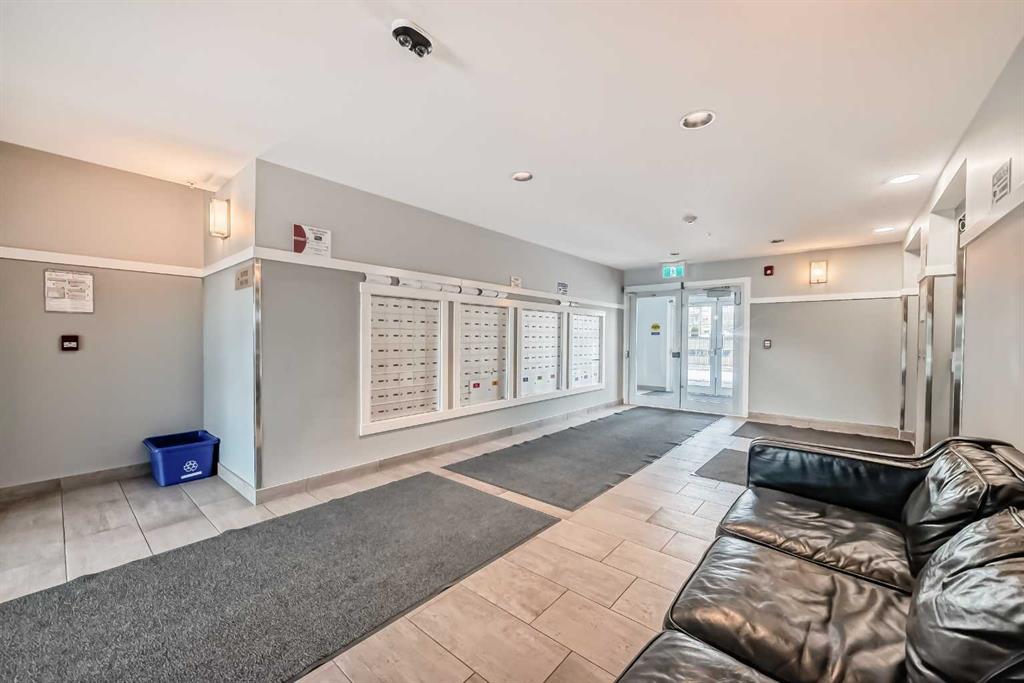 20 Seton Park #215 photo 3