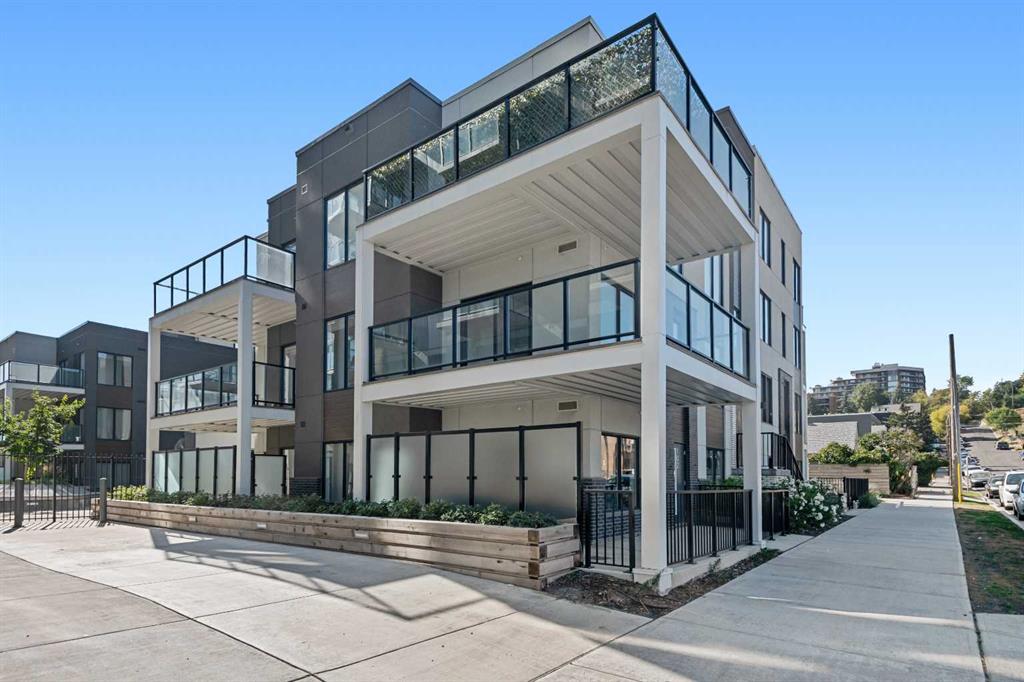 455 1 Avenue NE #401 photo 2