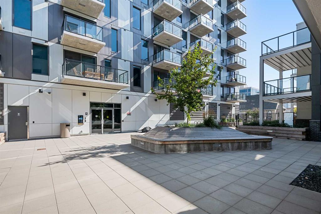 455 1 Avenue NE #401 photo 3
