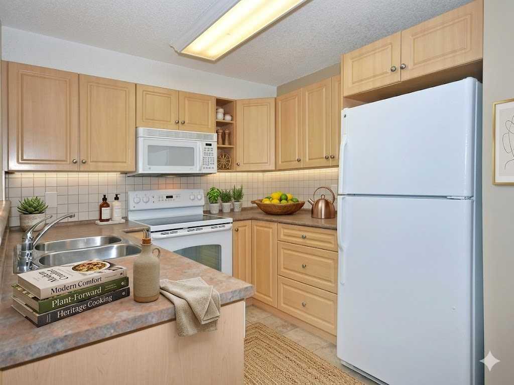 10 Prestwick Bay SE #2310 photo 4