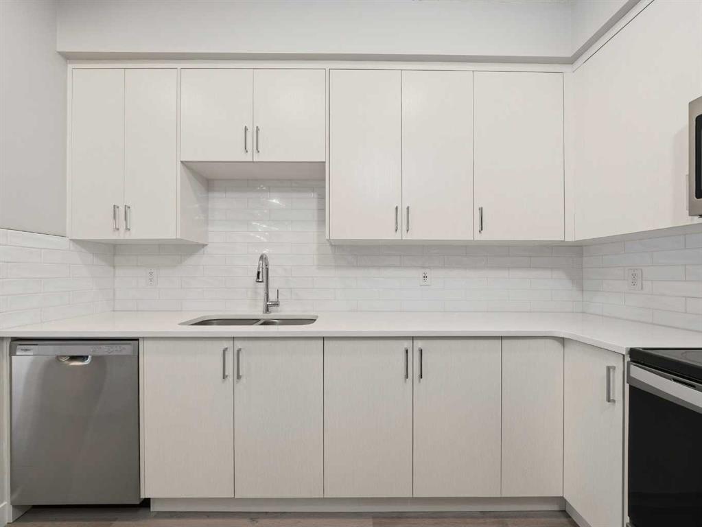 660 Shawnee Square SW #110 photo 5