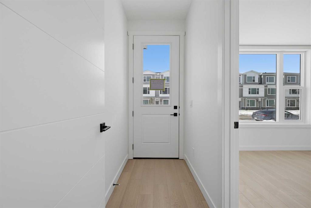 8814 48 Street NE photo 3