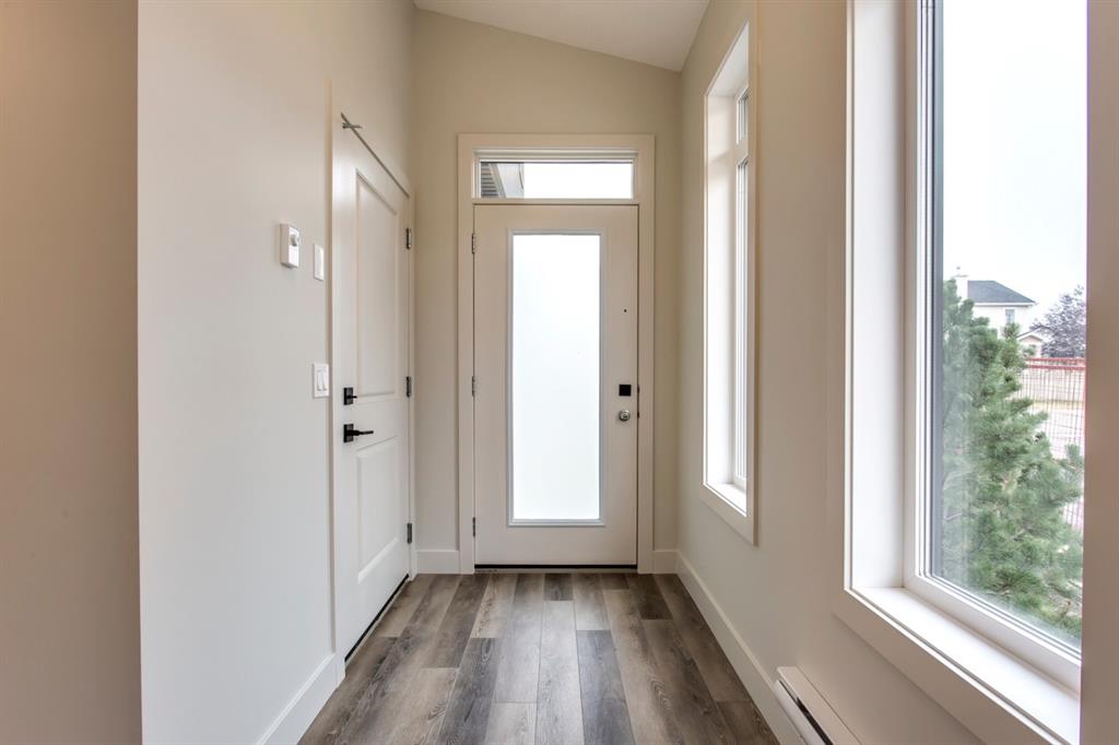 259 Royal Elm Road NW photo 4