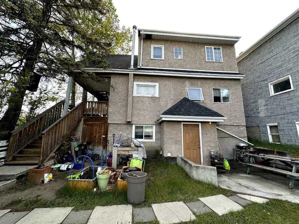 1625 23 Avenue SW photo 4