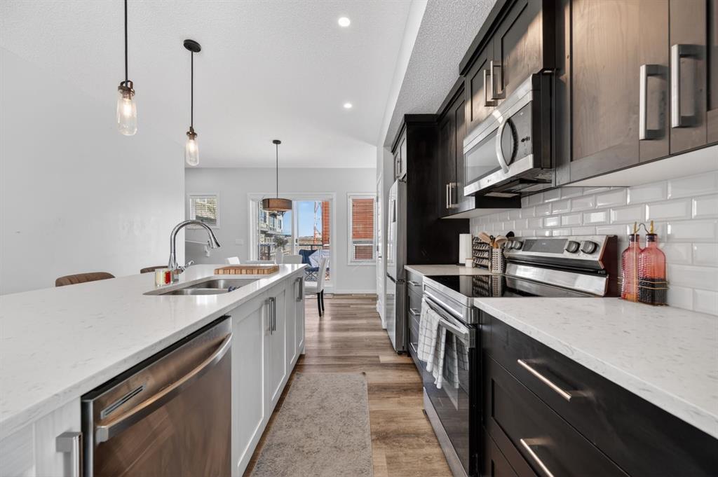 220 HARVEST GROVE Walk NE photo 5