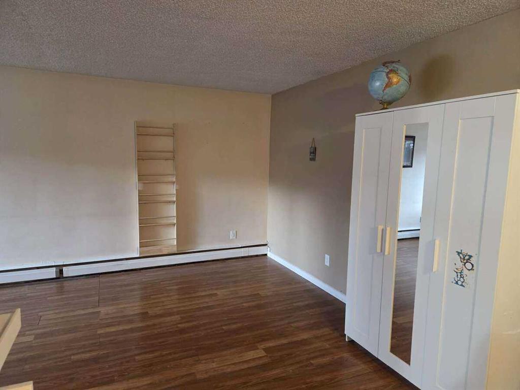 8235 Elbow Drive SW #221 photo 5