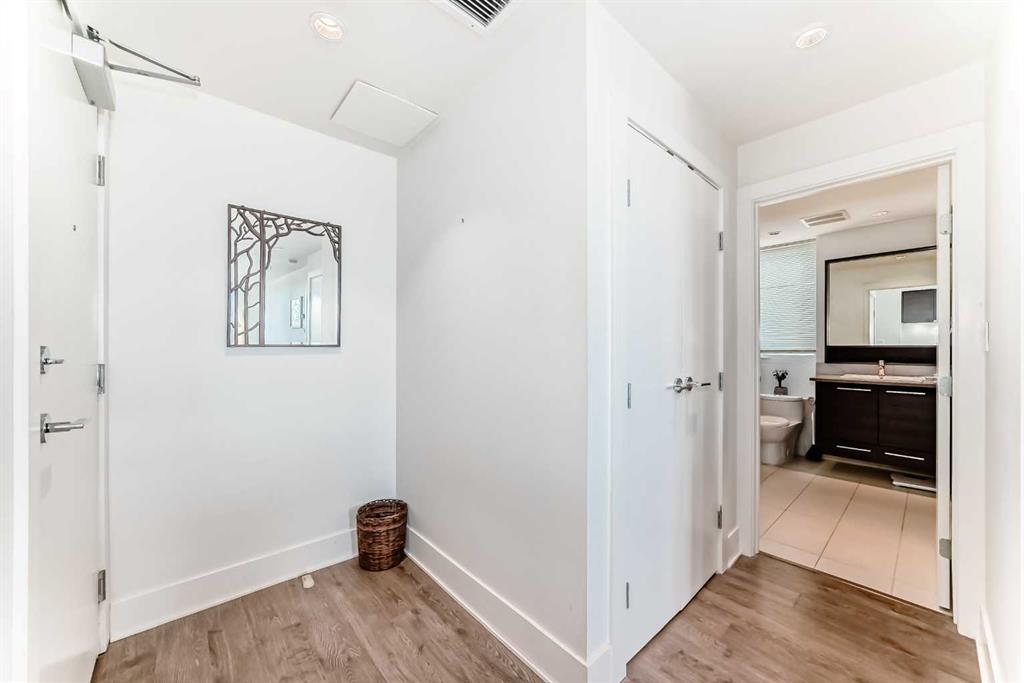 38 9 Street NE #416 photo 5