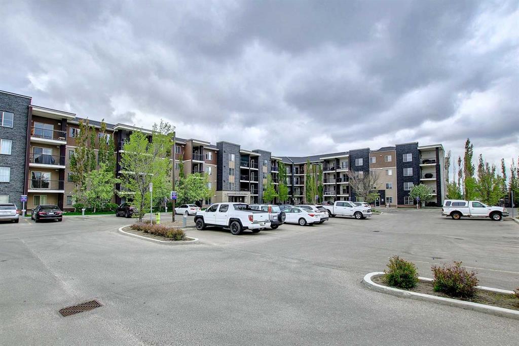 355 Taralake Way NE #301 photo 3