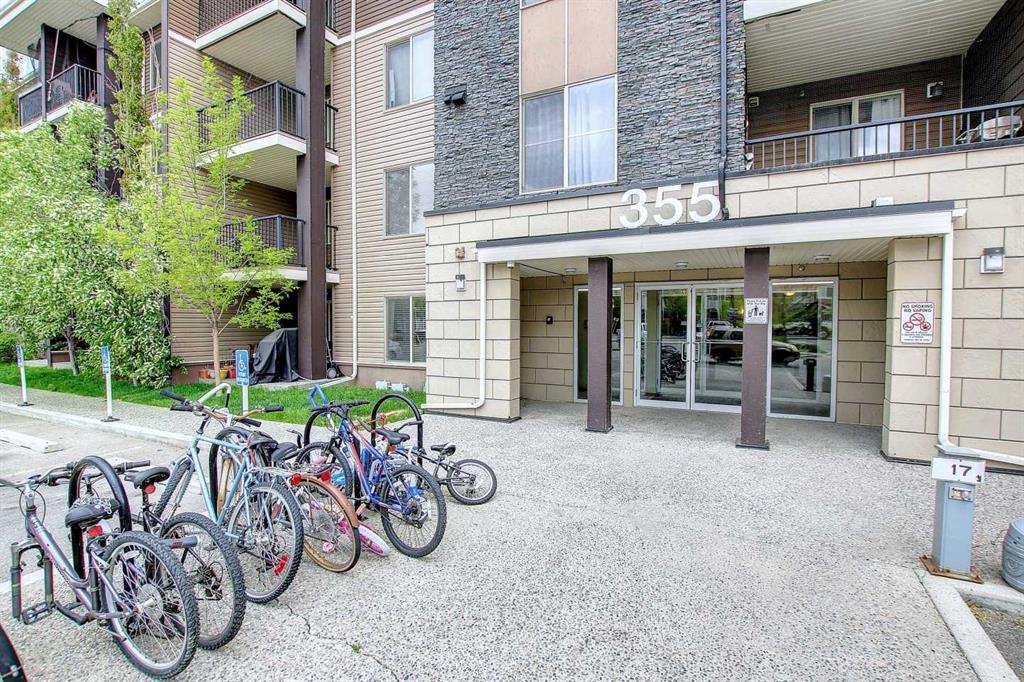 355 Taralake Way NE #301 photo 4