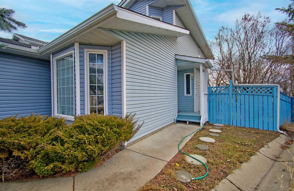 10316 Hidden Valley Drive NW photo 3