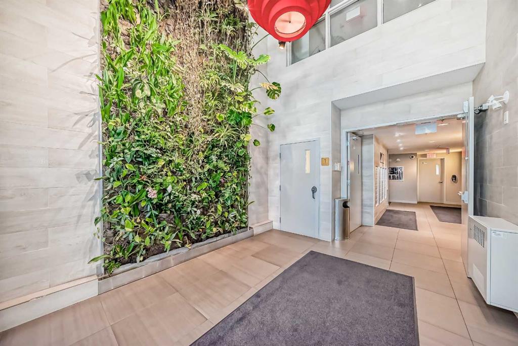 823 5 Avenue NW #109 photo 3