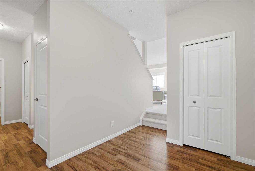 1456 Livingston Way NE photo 5