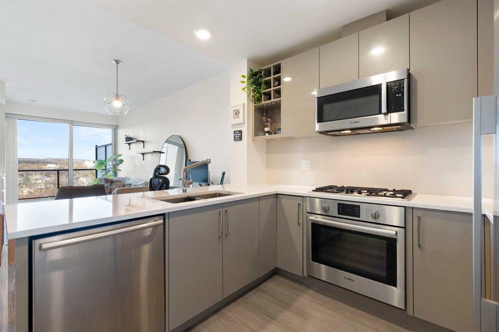 301 10 Street NW #611 photo 5