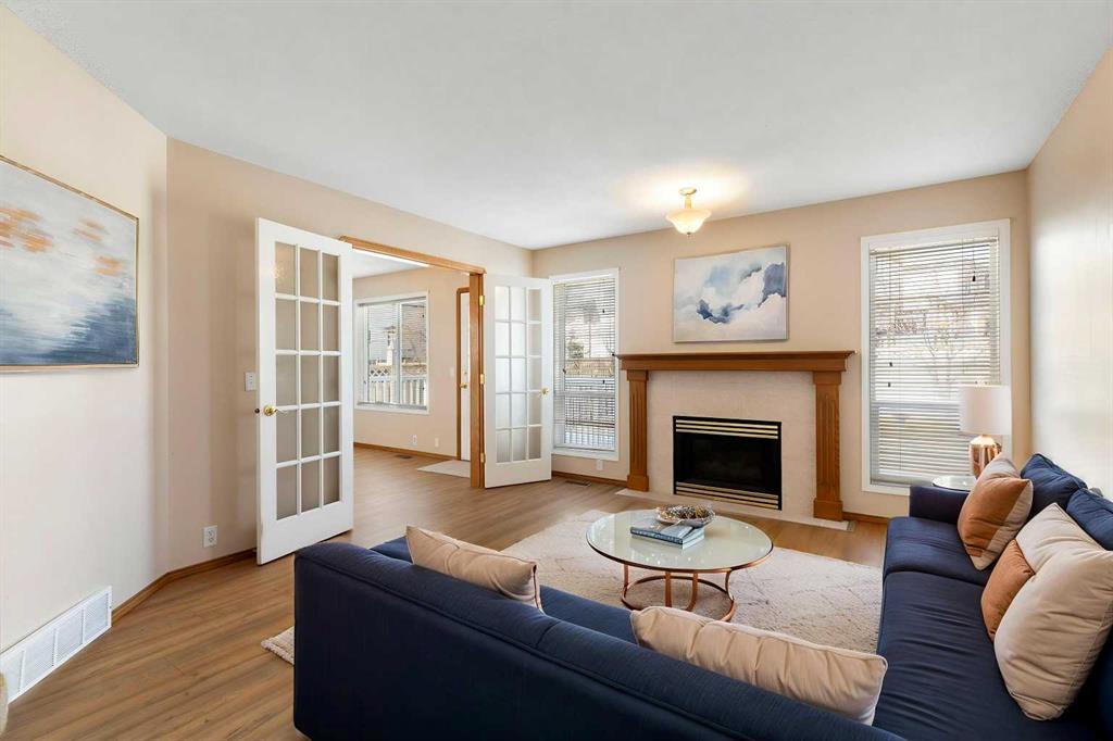 205 Scotia Point NW photo 5