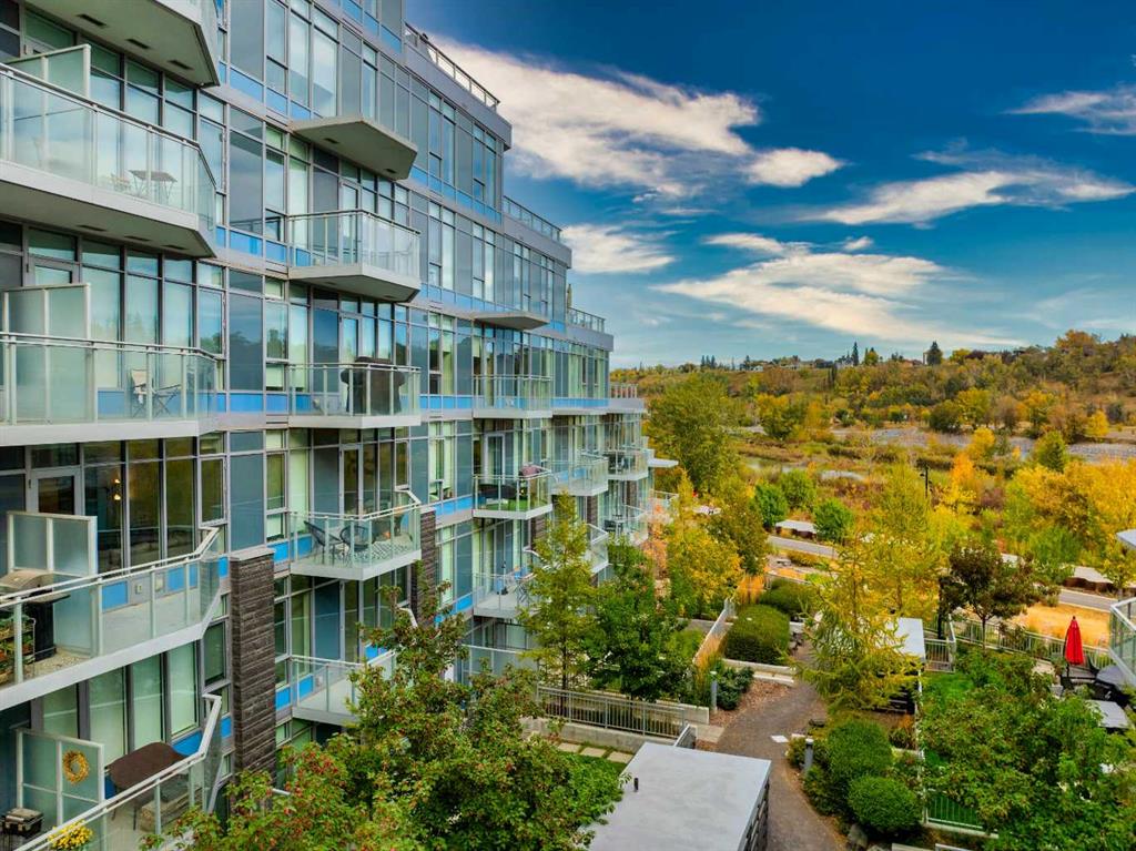 138 Waterfront Court SW #311 photo 2