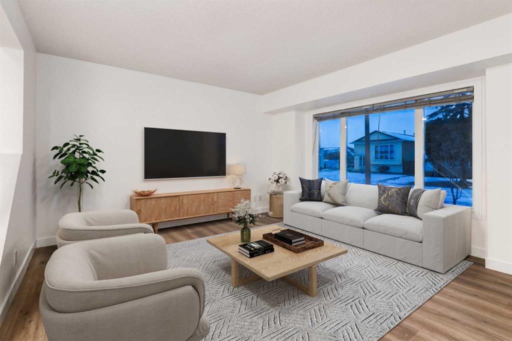 33 Martindale Court NE photo 4