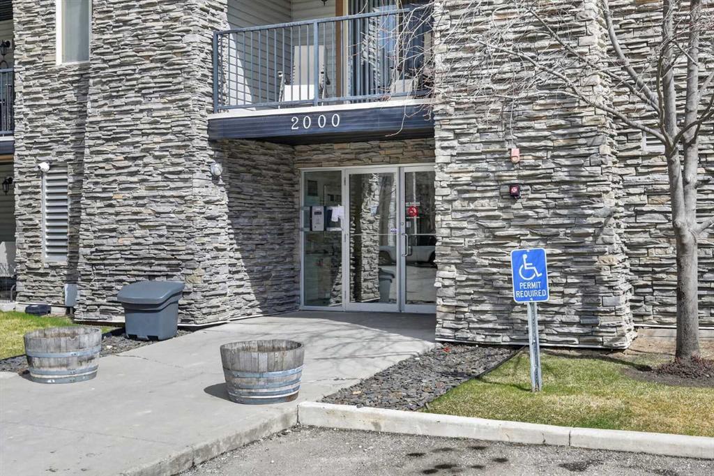 8 Bridlecrest Drive SW #2329 photo 2