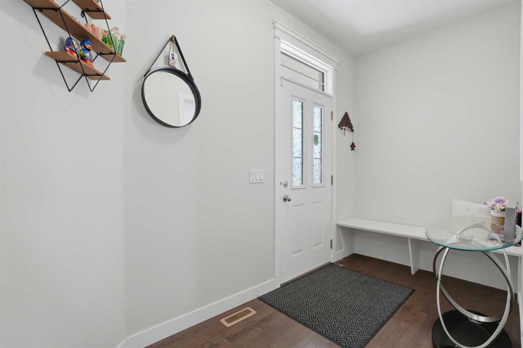 338 Red Sky Terrace NE photo 2