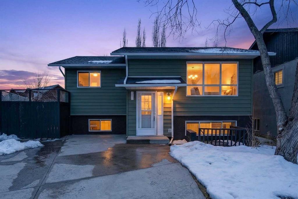 32 Fallingworth Court NE photo 2