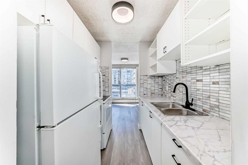 340 14 Avenue SW #401 photo 3