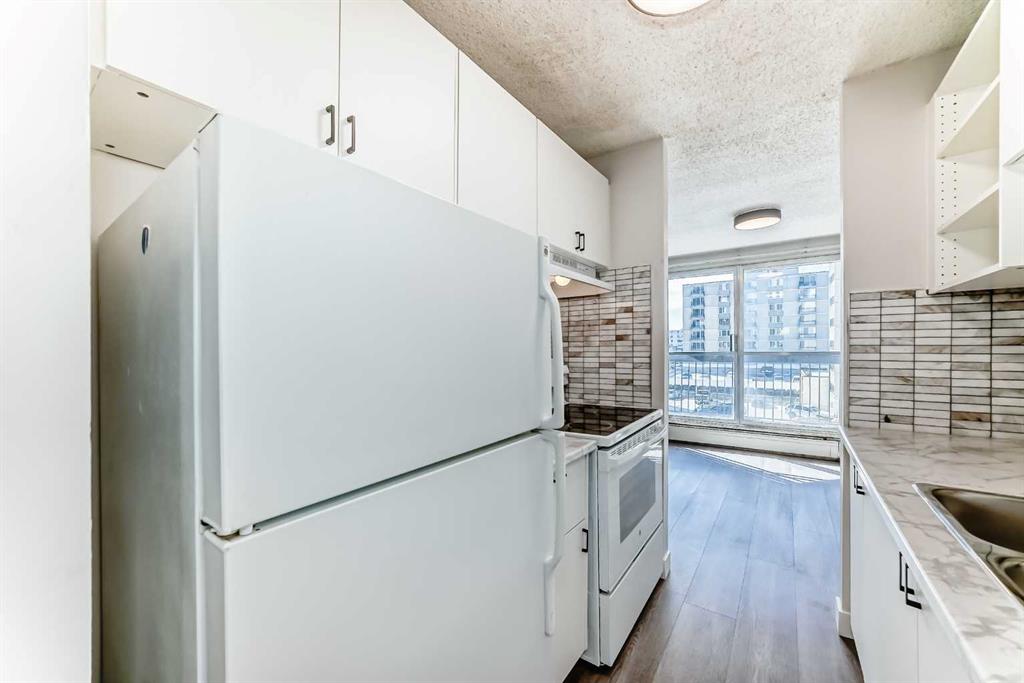 340 14 Avenue SW #401 photo 5