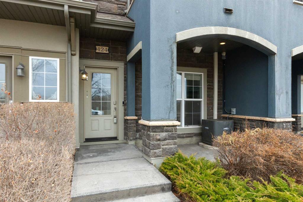 424 Quarry Way SE photo 4