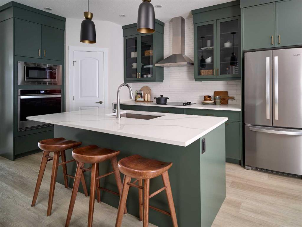 124 Royston Gardens NW photo 4