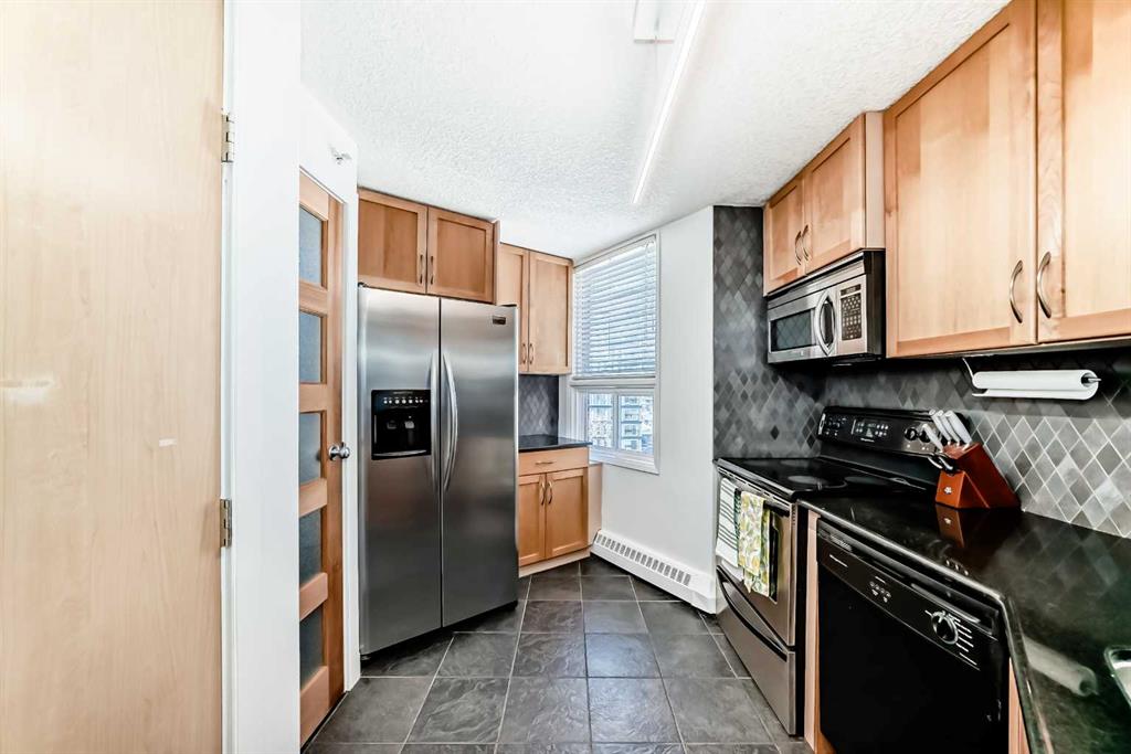 626 15 Avenue SW #703 photo 5